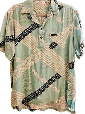 Kamohoalii Men’s Light Blue Opihi Shell & Ocean Net Design